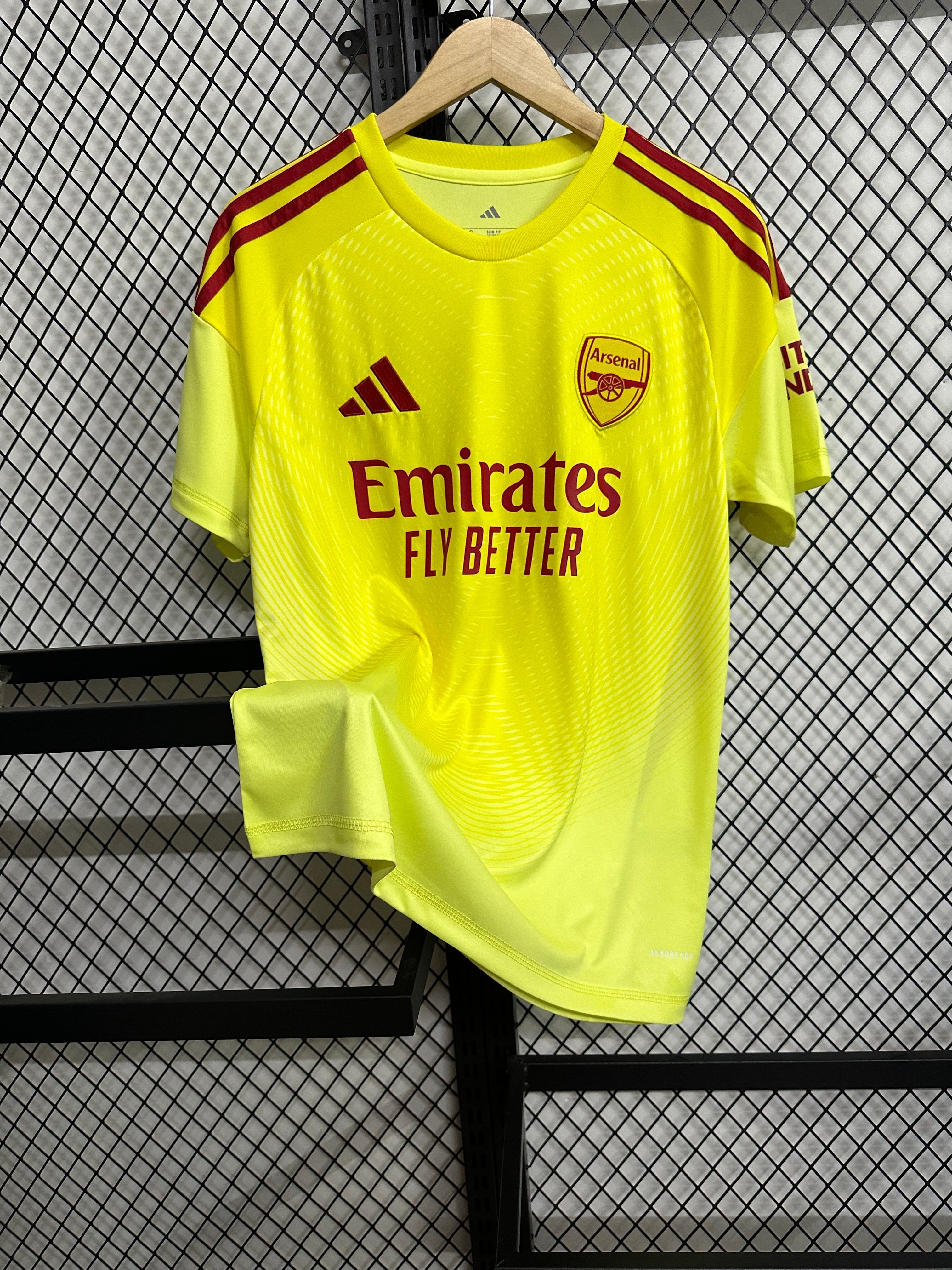 Arsenal 2024/25 Goalkeeper Jersey – Yellow Edition